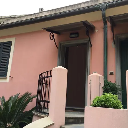 Daire Casa Tritone Cenova