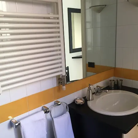 Daire Casa Tritone Cenova